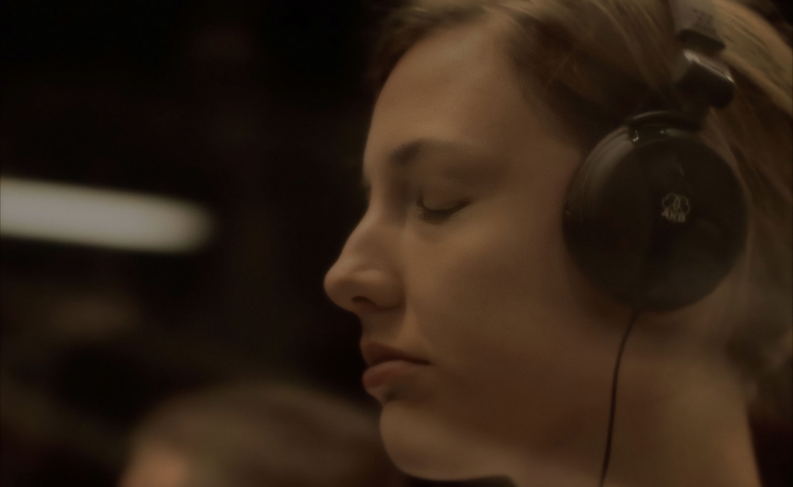 lluny-videoclip-afers-domestics